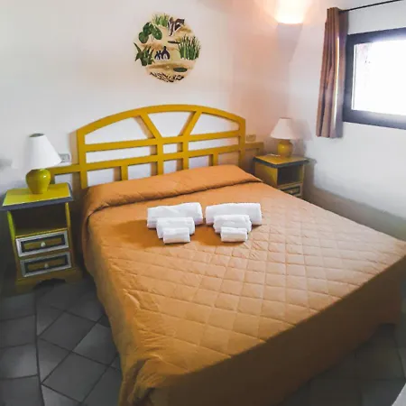 I Cormorani Bis Hotel apartamentowy Baja Sardinia