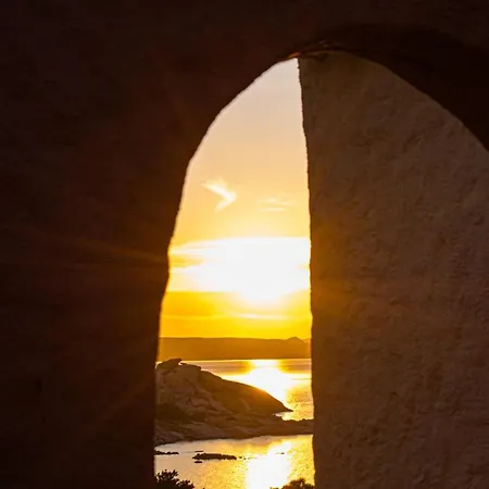 Hotel apartamentowy I Cormorani Bis Baja Sardinia