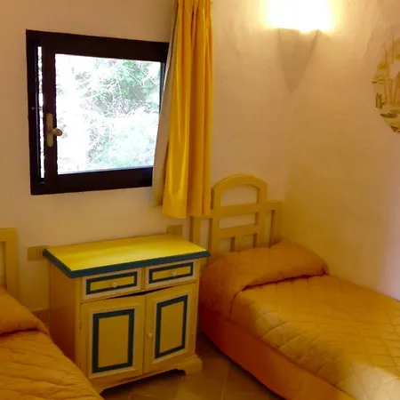 Hotel apartamentowy I Cormorani Bis 4*